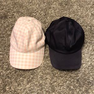2 hats